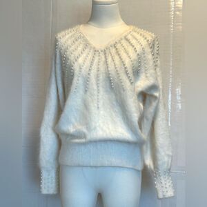 Vintage Christine Phillipe Ivory Pearl-Embellished V-Neck Women's Sweater size S